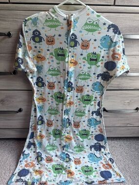 Sleeping Baby Zipadee-Zip Swaddle Transition Monster Print Sleep Sack